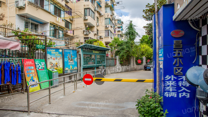 昌五小区外景图