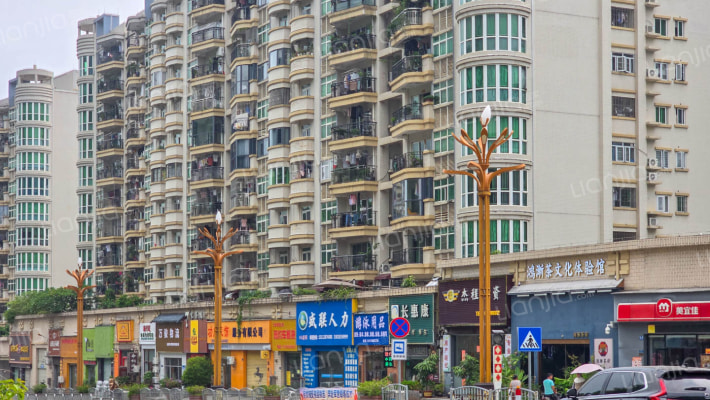 龙福花园外景图