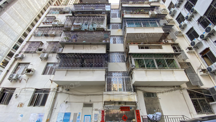 沙头角税务局宿舍外景图