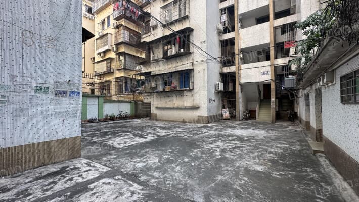 赤岗西路横二街8-10号外景图