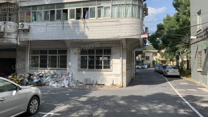 新川路300弄外景图