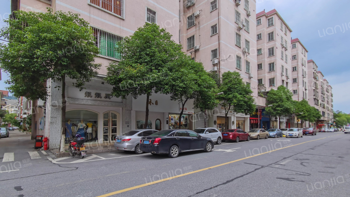 龙泉路顺发楼外景图