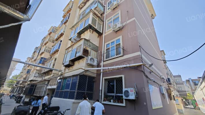 长安区法院宿舍外景图