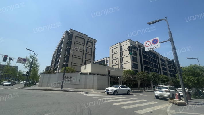 锦江金茂府外景图