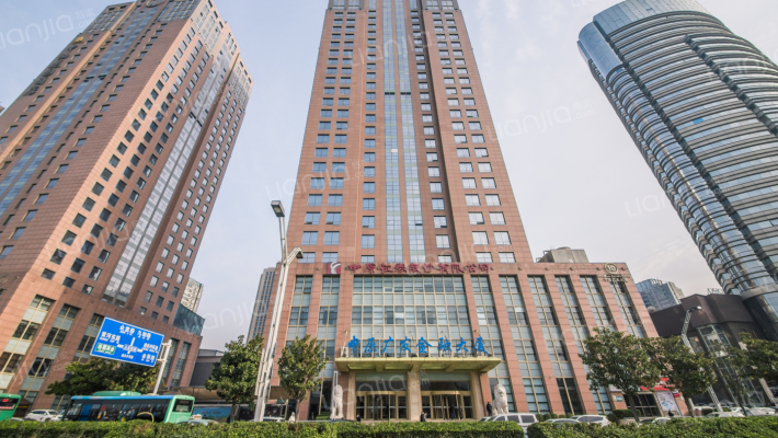 中原广发金融大厦外景图