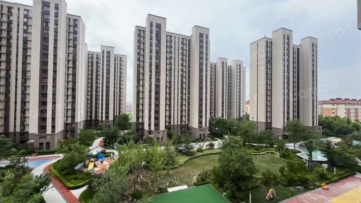 我家阳光上城外景图