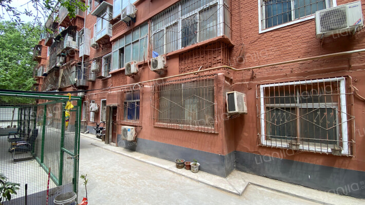 农业路67号院外景图