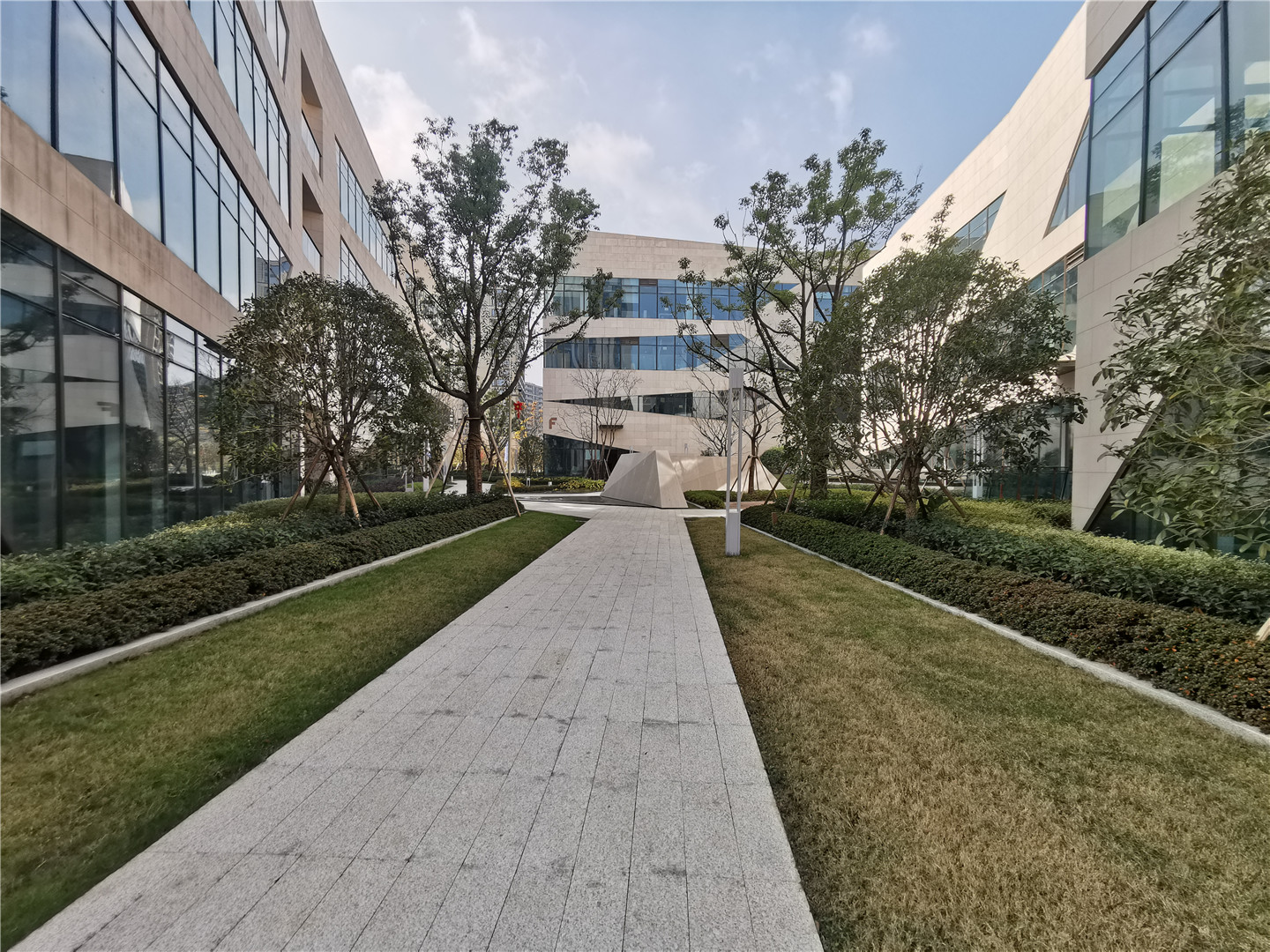 Hua Ce Center compound photo 5