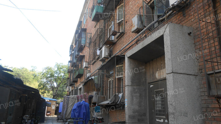 万寿路电信宿舍外景图