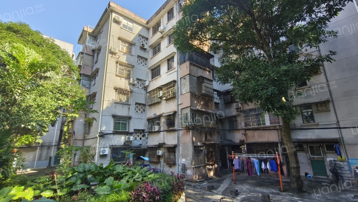 胡湾里四街外景图