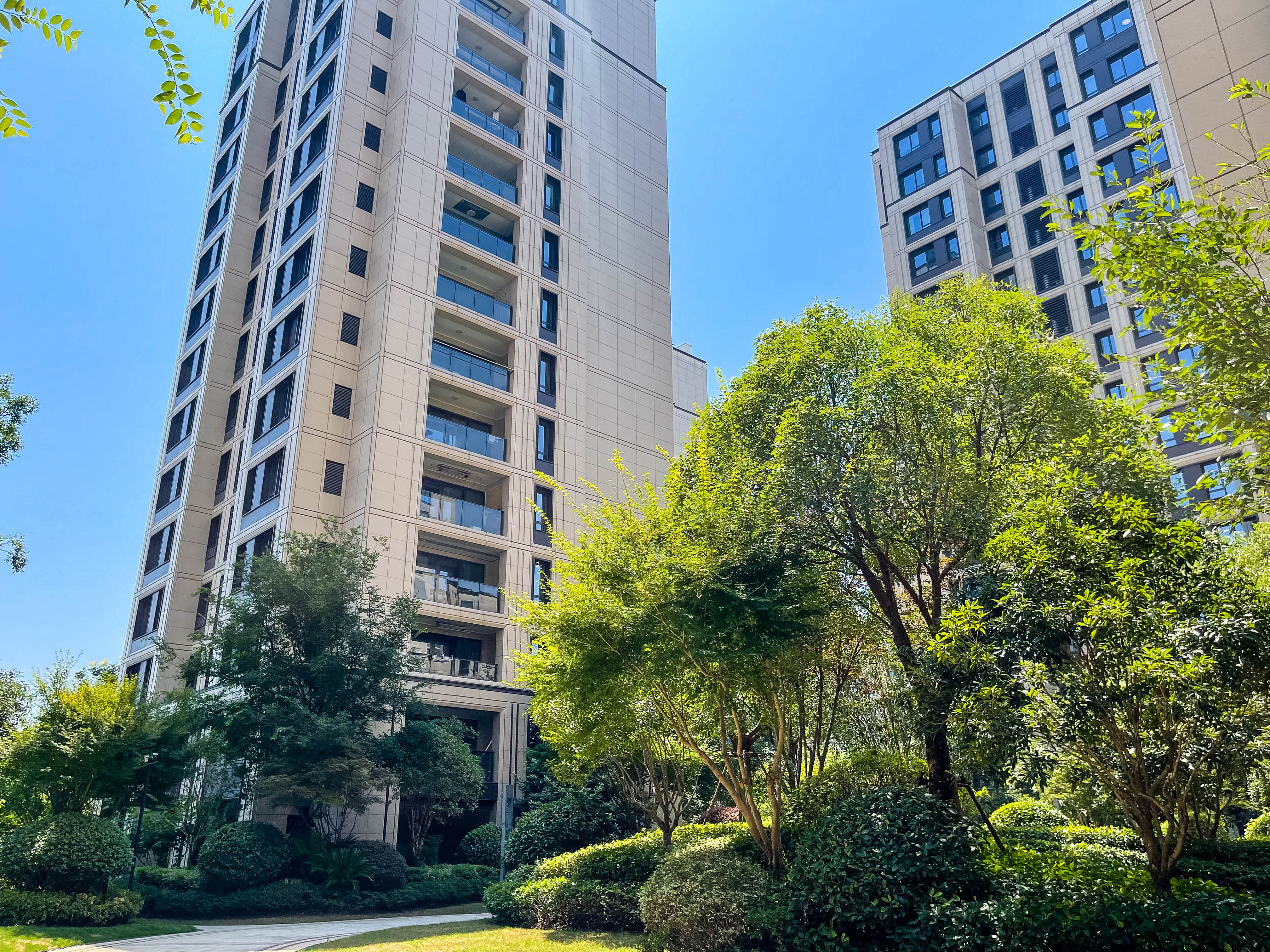 东城金茂府小区实景 6