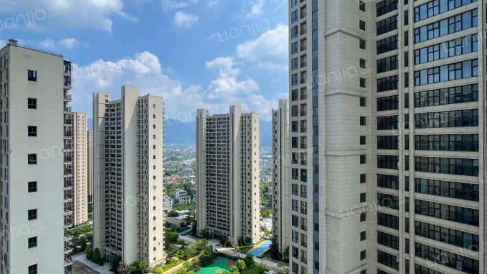 世茂璀璨滨江外景图