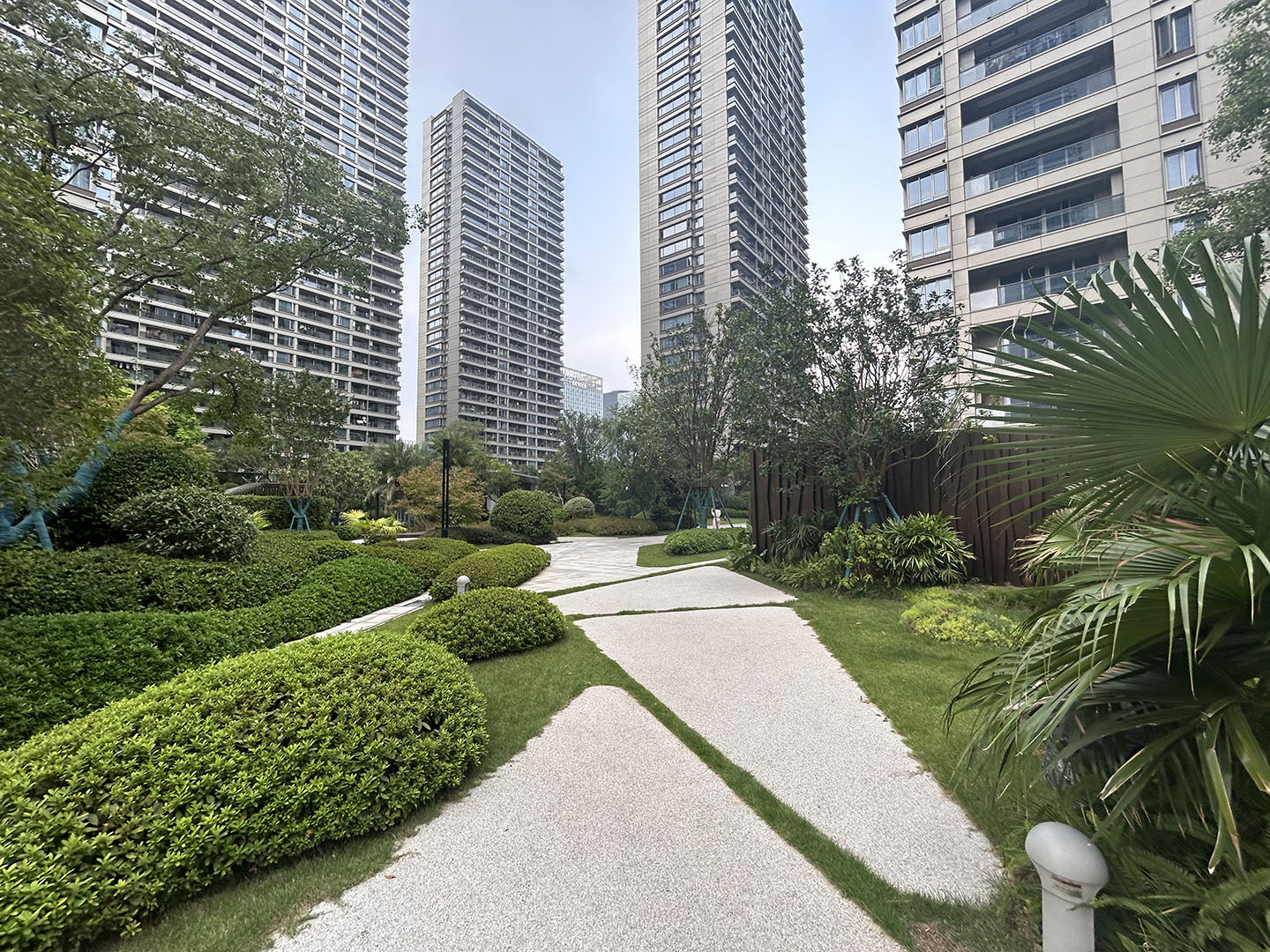 保利天汇小区实景 4