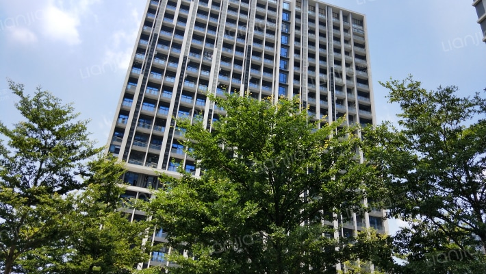 越秀滨海御城外景图