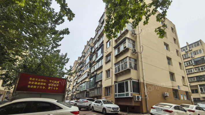 八家庄怡园外景图