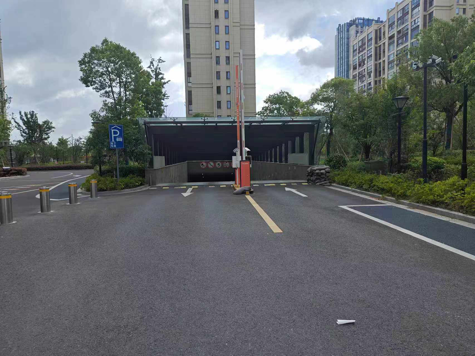 丁山郡府小区实景 15