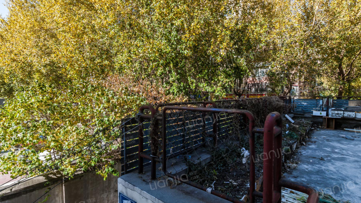 省检察院家属楼外景图