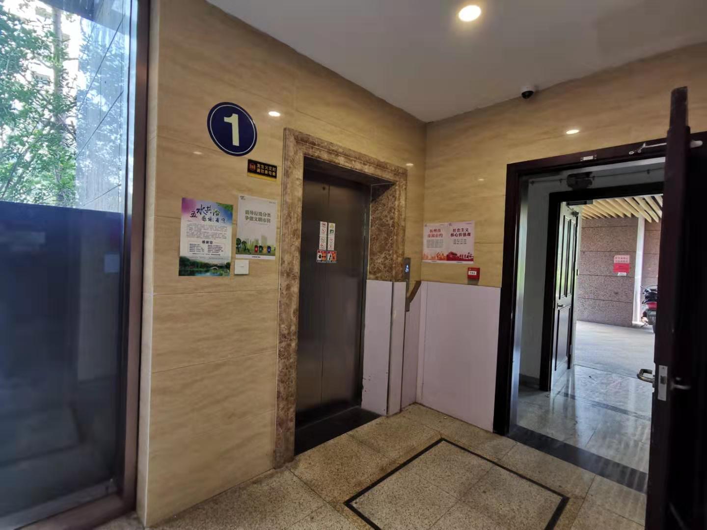 港龙城小区实景 11