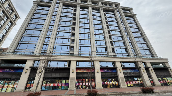 湖山春晓外景图