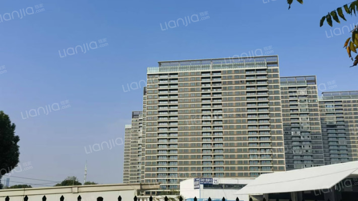 澄澜云庭外景图