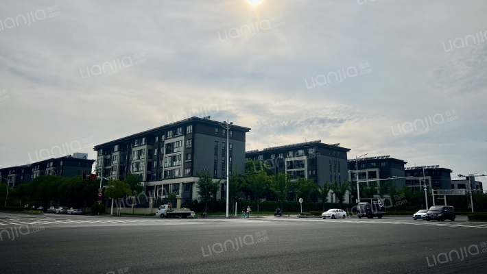 恒基旭辉玲珑翠谷外景图