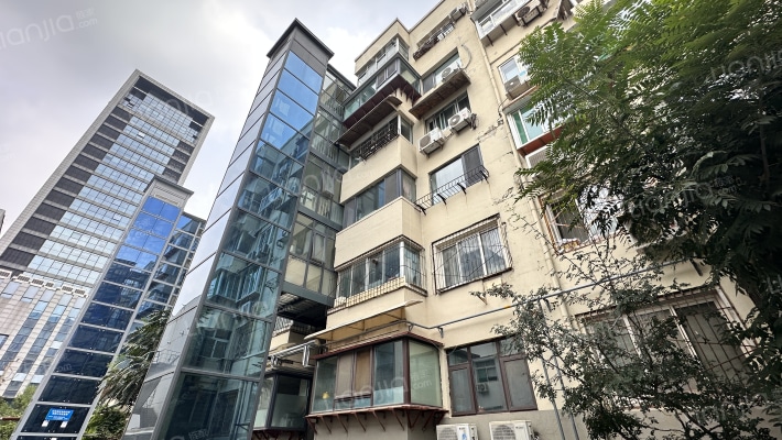 经十路14626号外景图