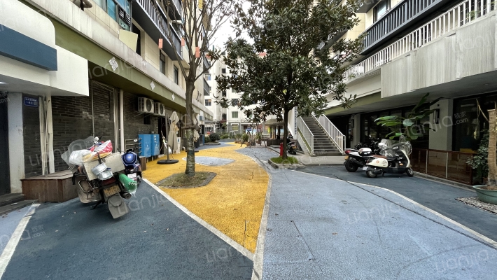 清华路11号外景图