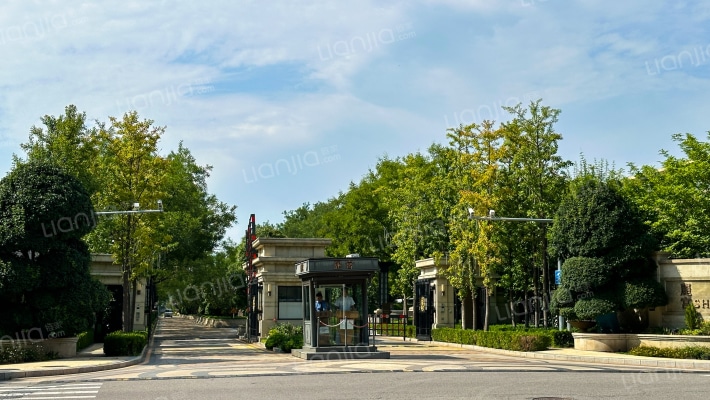 恒大丽宫外景图