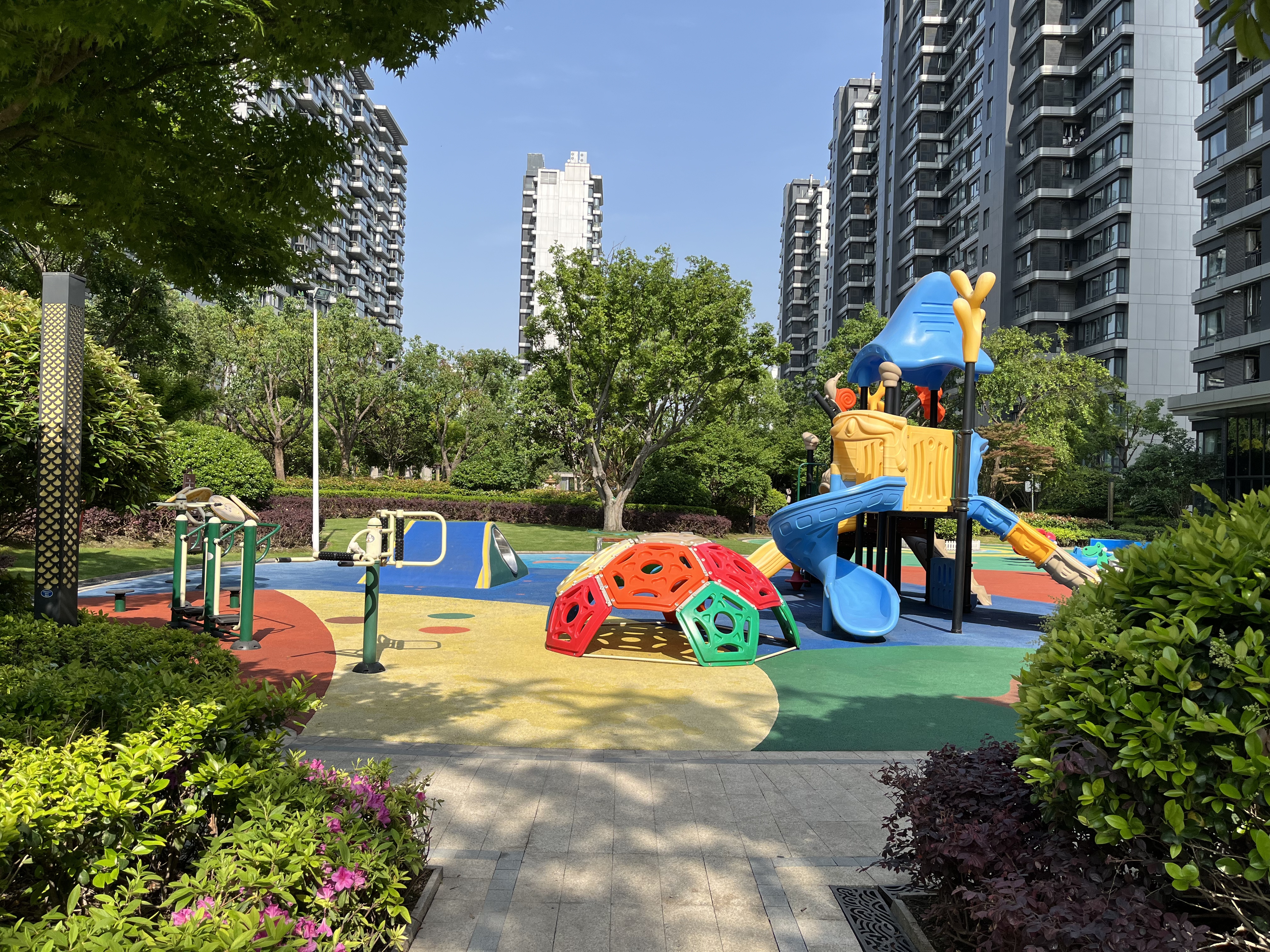 碧桂园珑悦小区实景 4