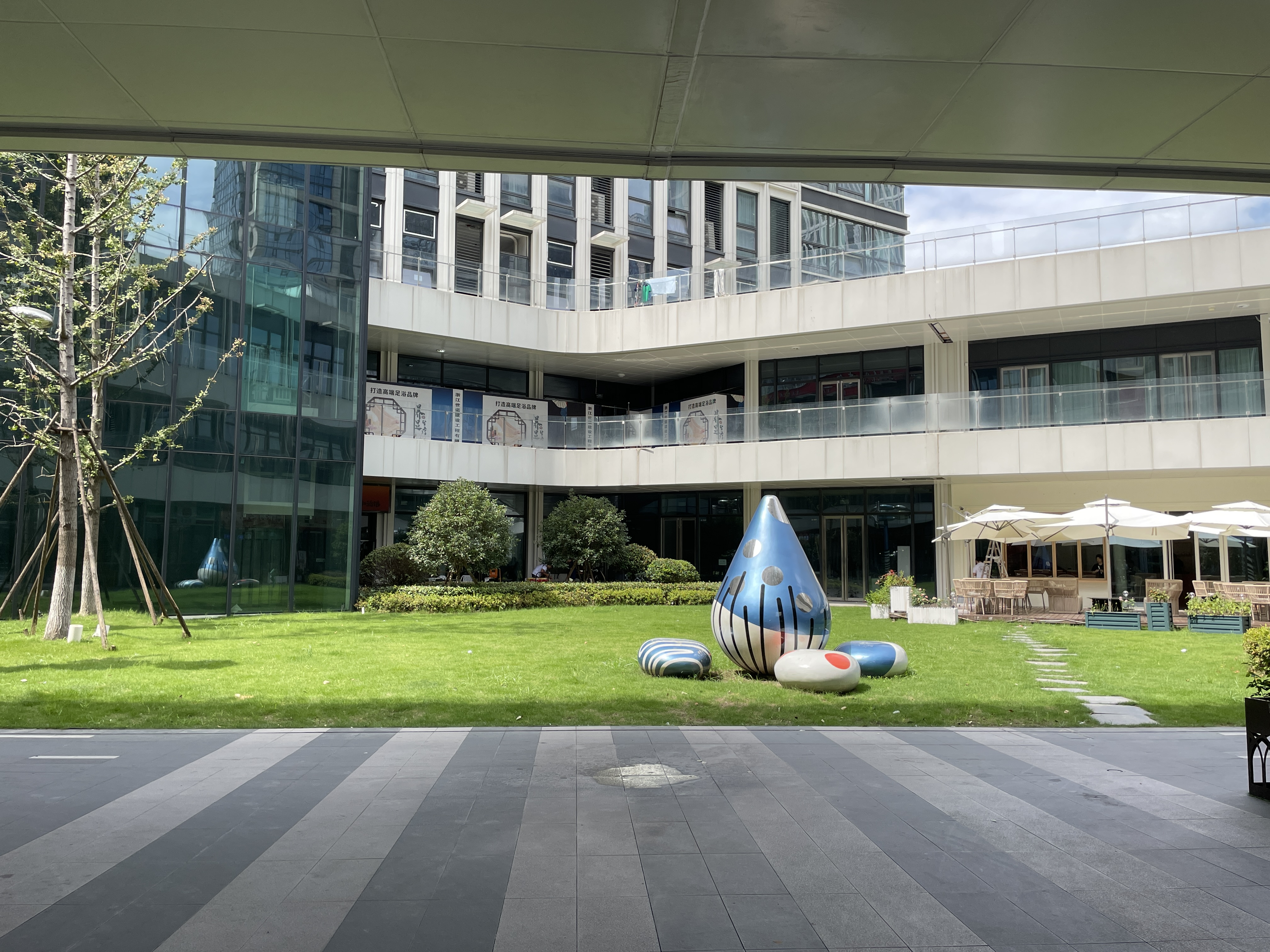 绿地商业中心小区实景 10