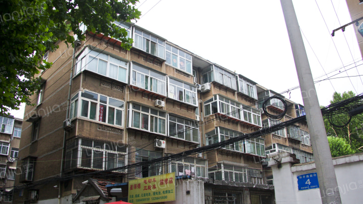 和平新村外景图