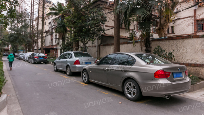 新华别墅外景图