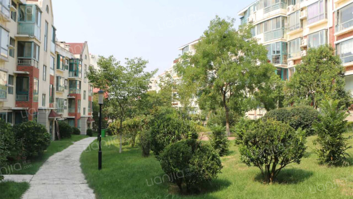 山水名园一期外景图