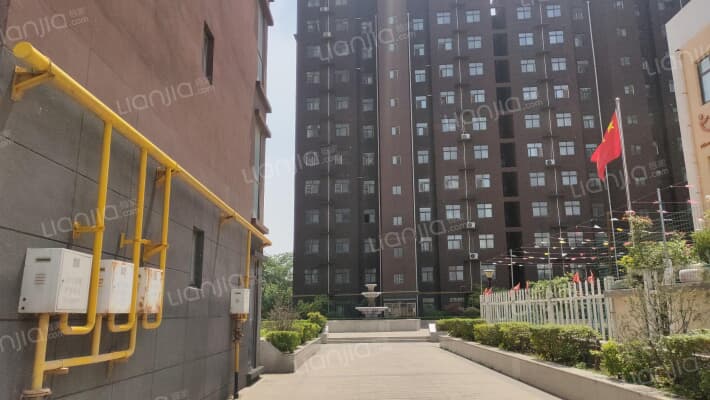 水岸明珠外景图