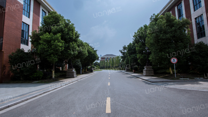 启迪时尚科技城外景图