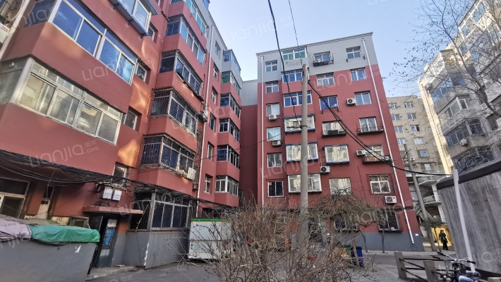 西塔小区外景图