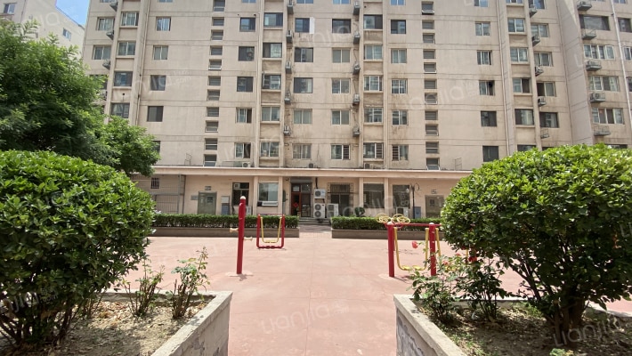 佳缘公寓外景图