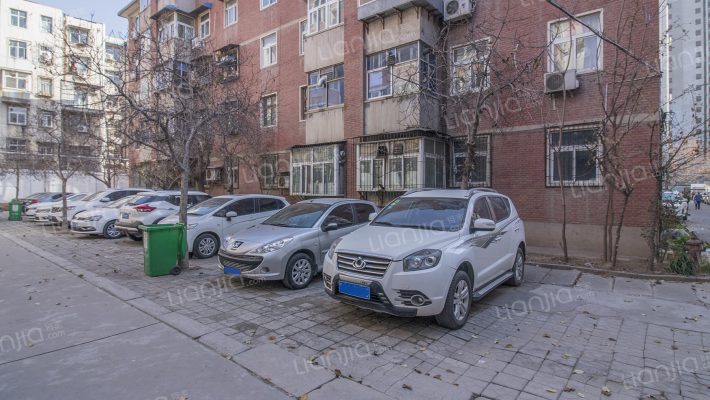 三十一中家属院外景图