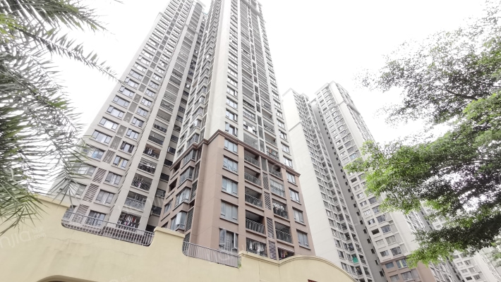 中海凯旋城五六期外景图