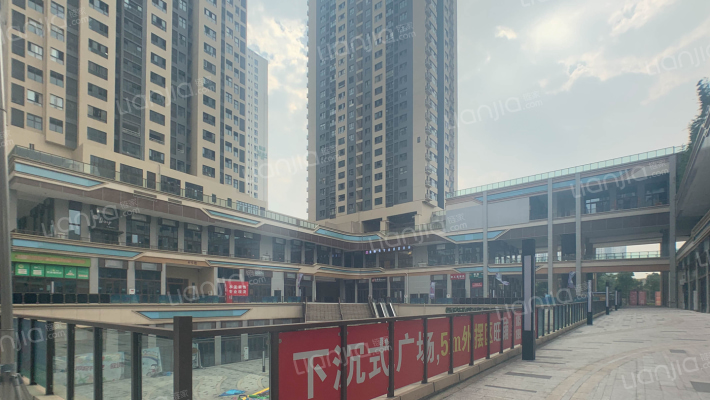 万达华城四期外景图