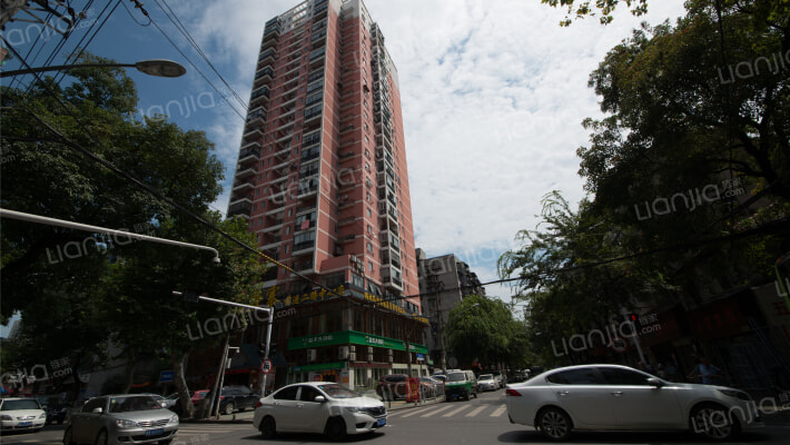 任冬天下外景图