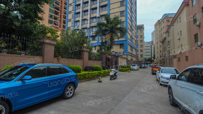 熊老屋花园外景图