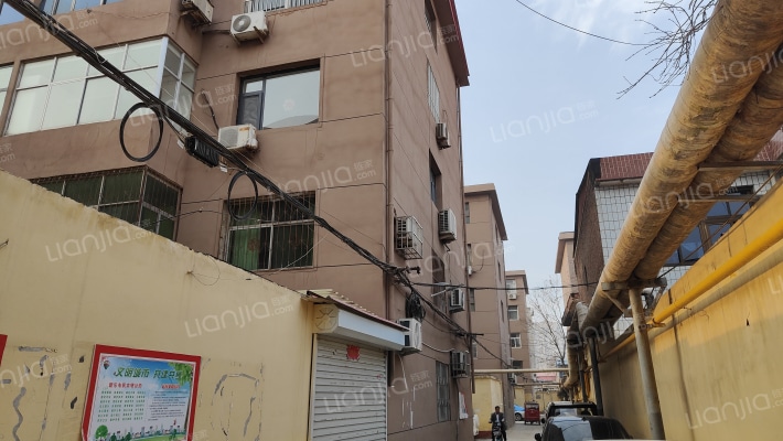 一机厂宿舍外景图