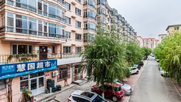 党校家属楼外景图