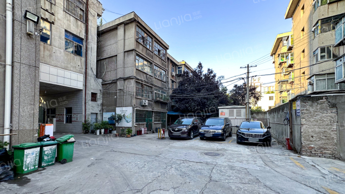 中国邮电器材西北公司家属院外景图