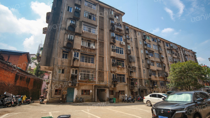 国税局小区外景图