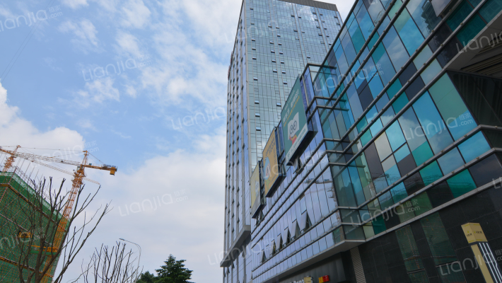 柏宁地王广场外景图