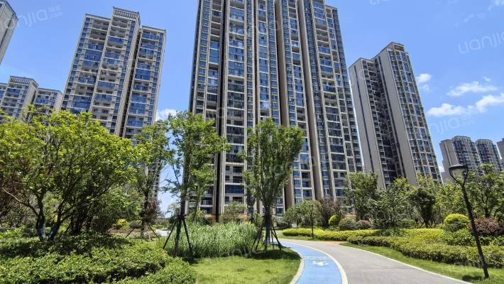 星发·东宸花园外景图