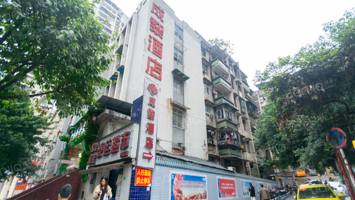 建东一村外景图