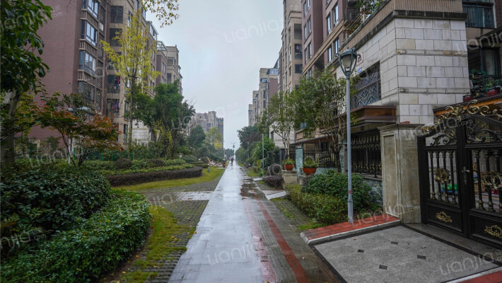 斌鑫湖山郡外景图